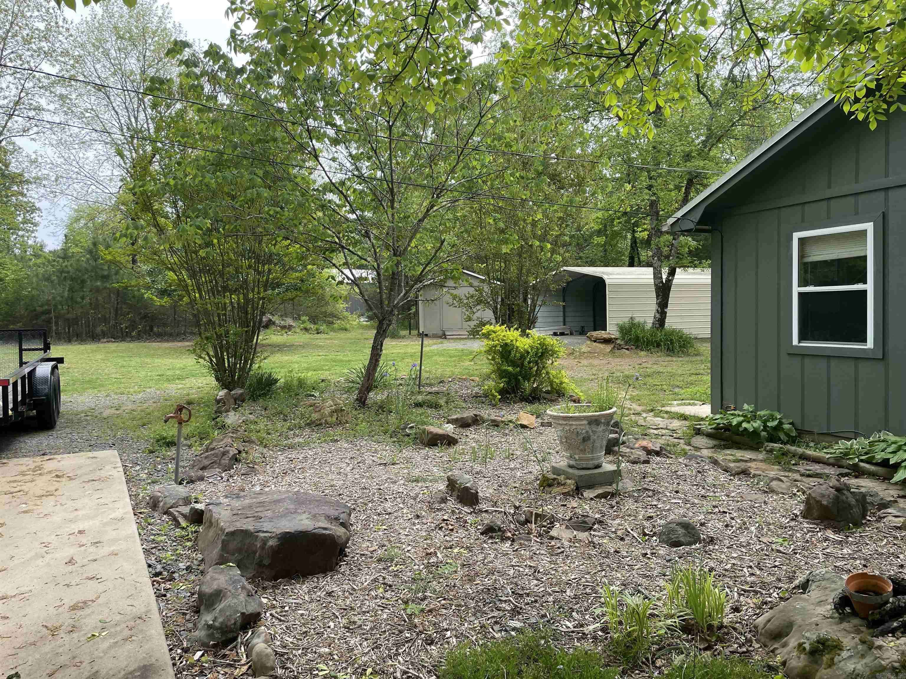 Higden, AR 72067,182 Wagon Trail