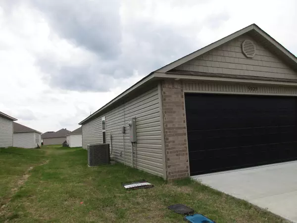 Alexander, AR 72002,5025 Windflower Cove