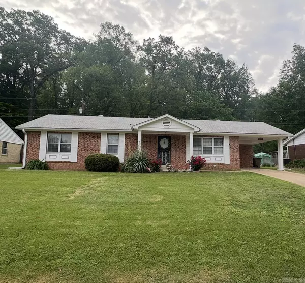 1446 Chestnut, Forrest City, AR 72335