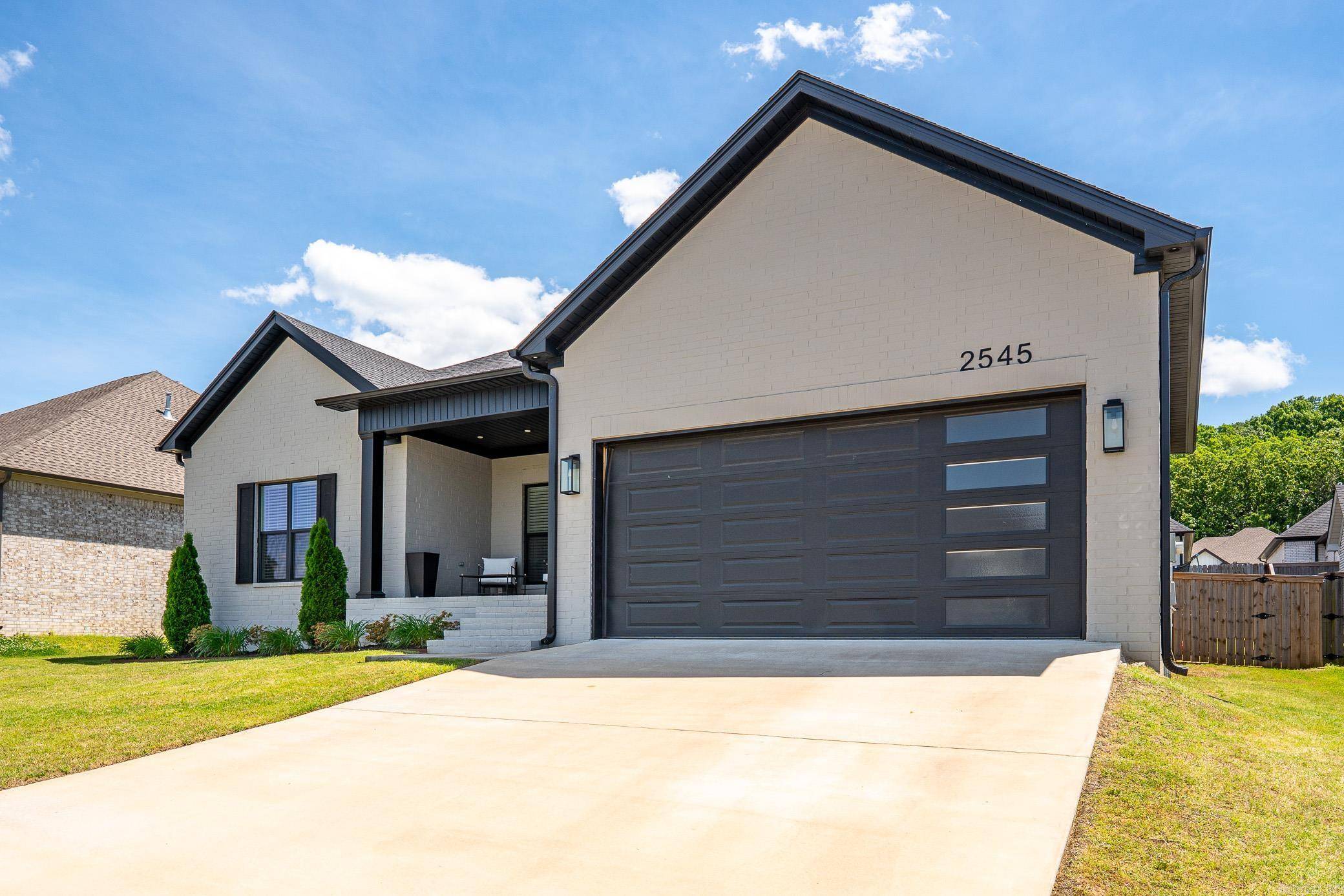 Conway, AR 72034,2545 Lilac Drive