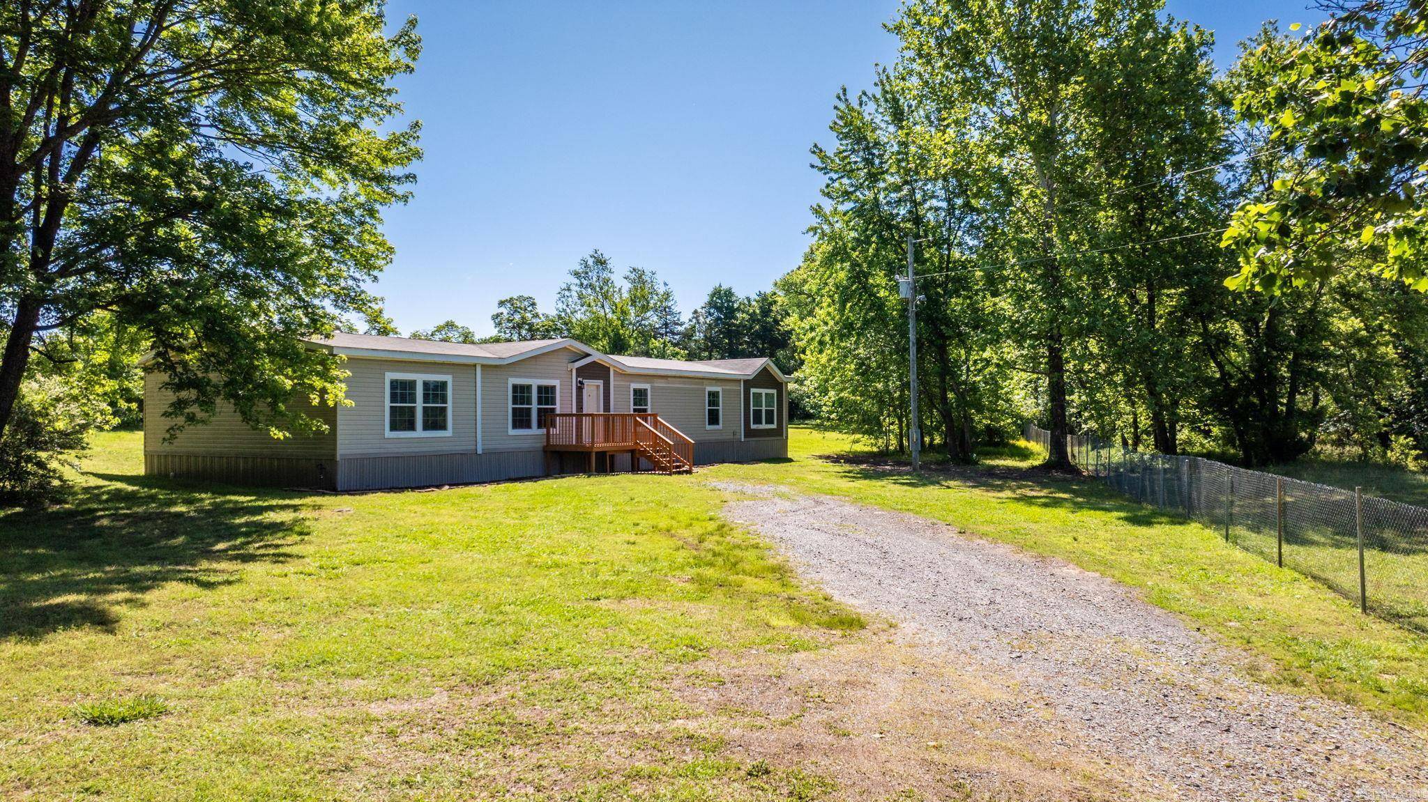 Greenbrier, AR 72058,410 Highway 25 N