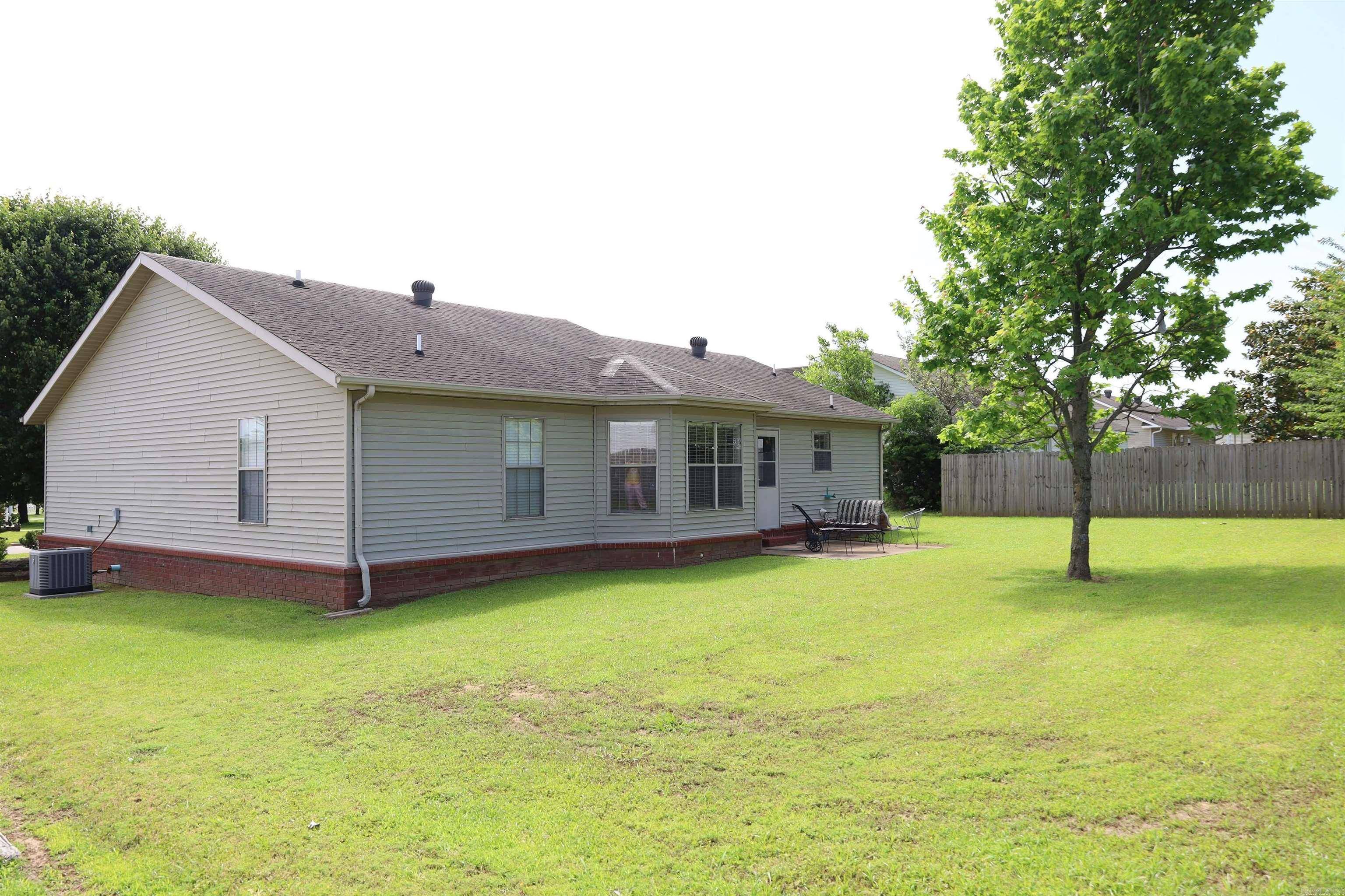 Paragould, AR 72450,1804 S 10th St