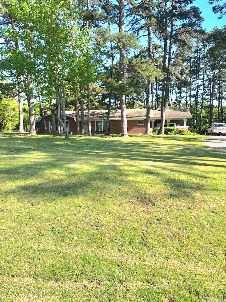 832 W Front Street, Heber Springs, AR 72543