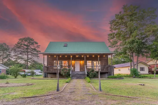221 Skyline Dr., Greers Ferry, AR 72067