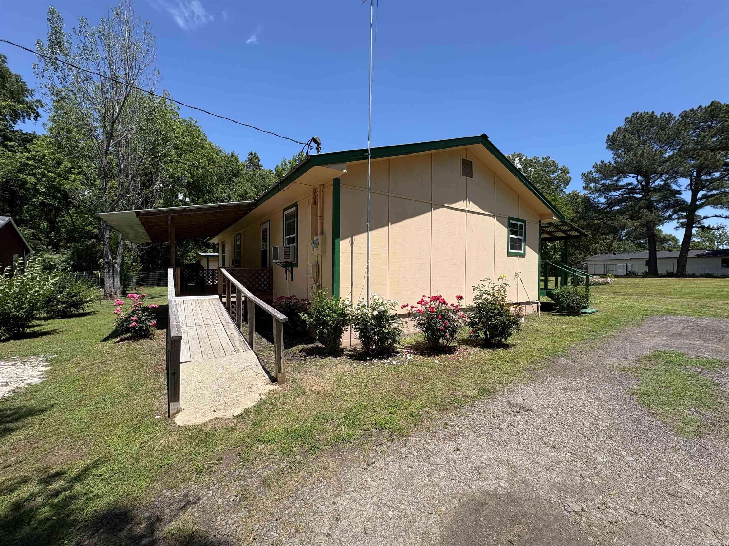 Morrilton, AR 72110,1003 Darter Drive
