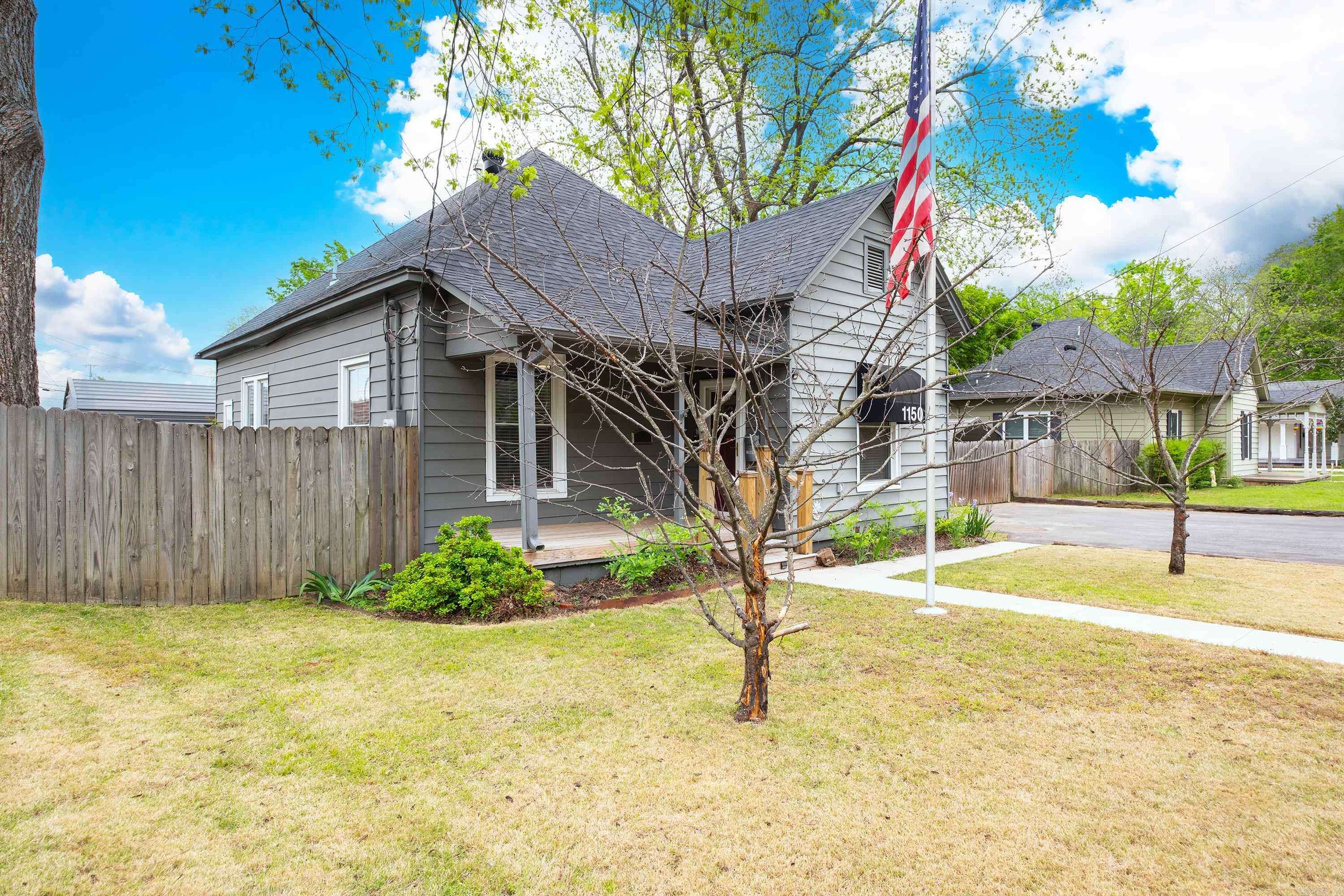 Conway, AR 72032,1150 Clifton