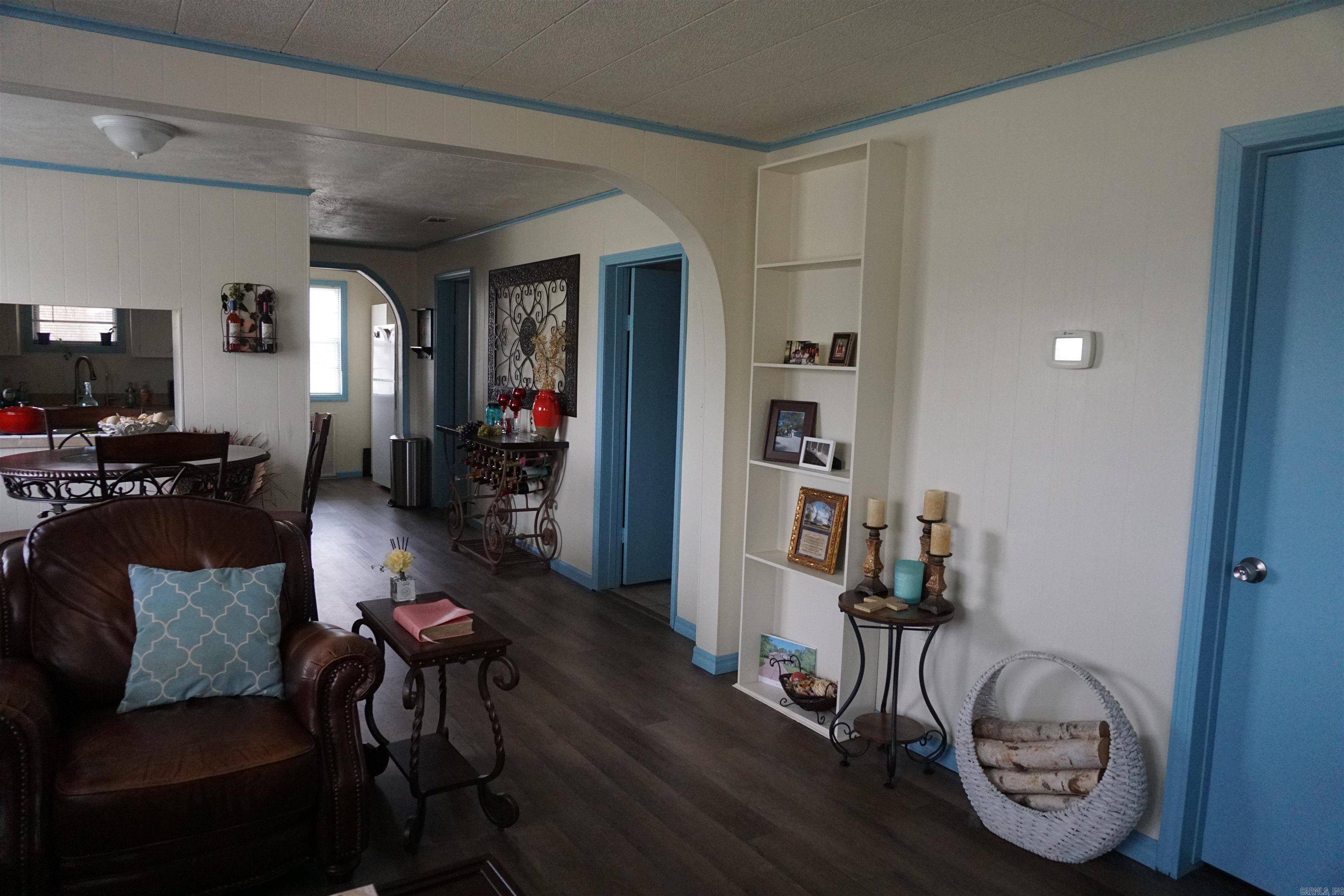 Marshall, AR 72650-9999,200 N Center St Street