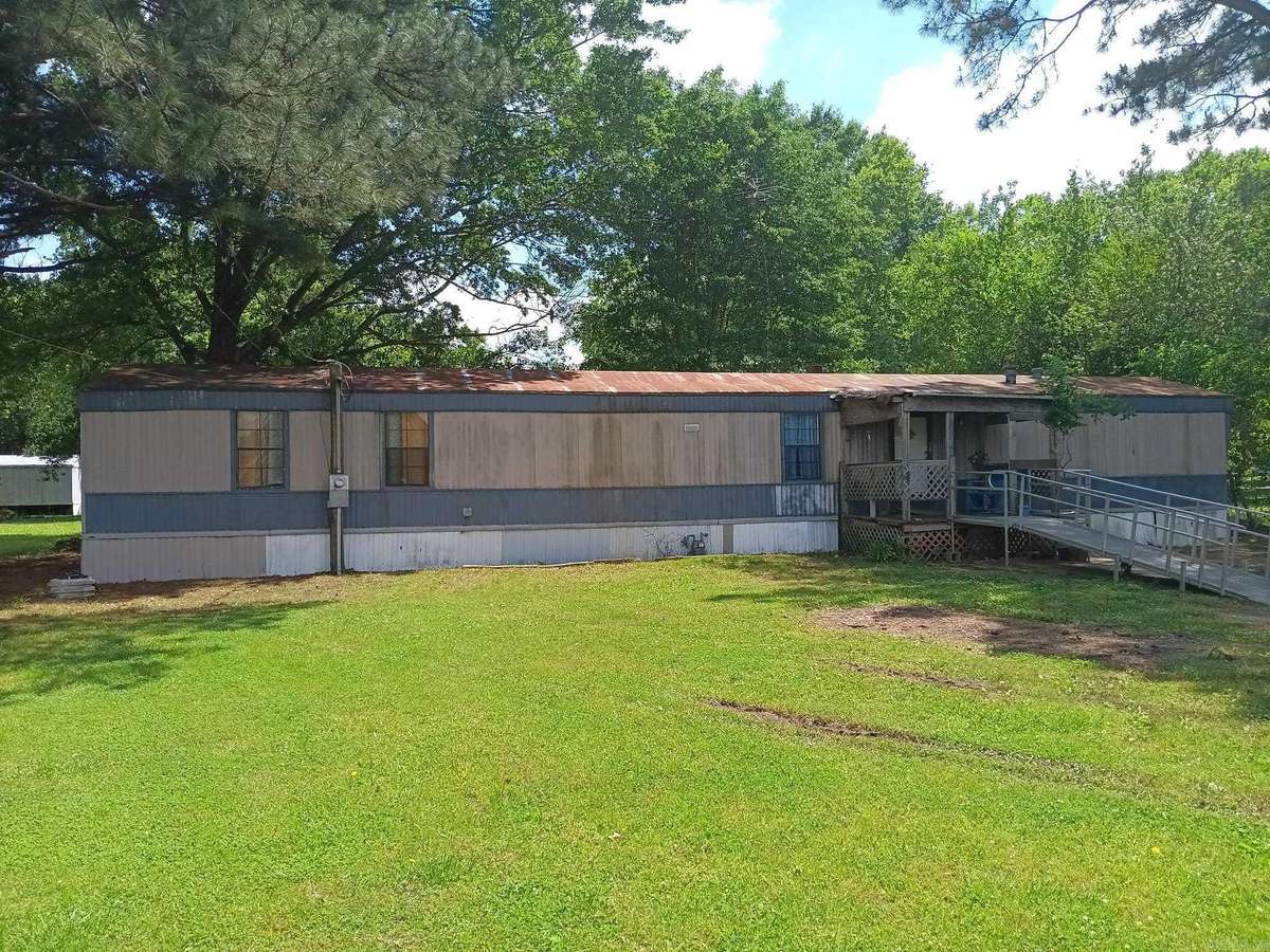 Judsonia, AR 72081,1106 S First Street