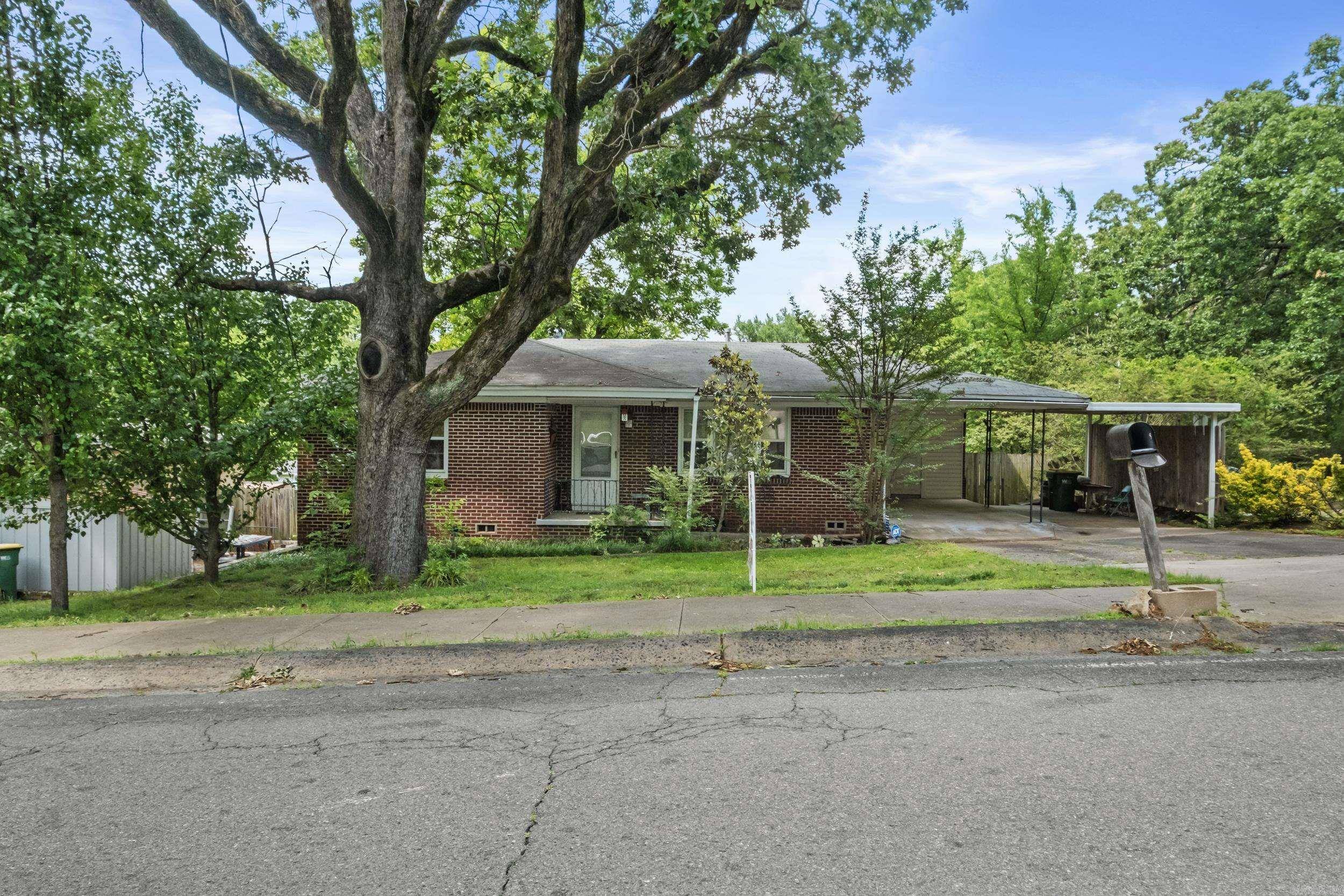 301 W 35Th St, North Little Rock, AR 72118
