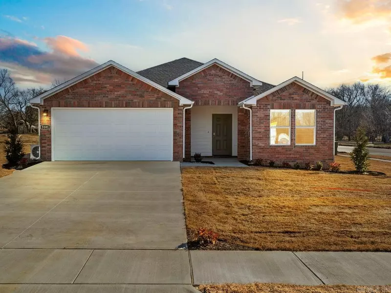 37 Kelton Lane, Hensley, AR 72065