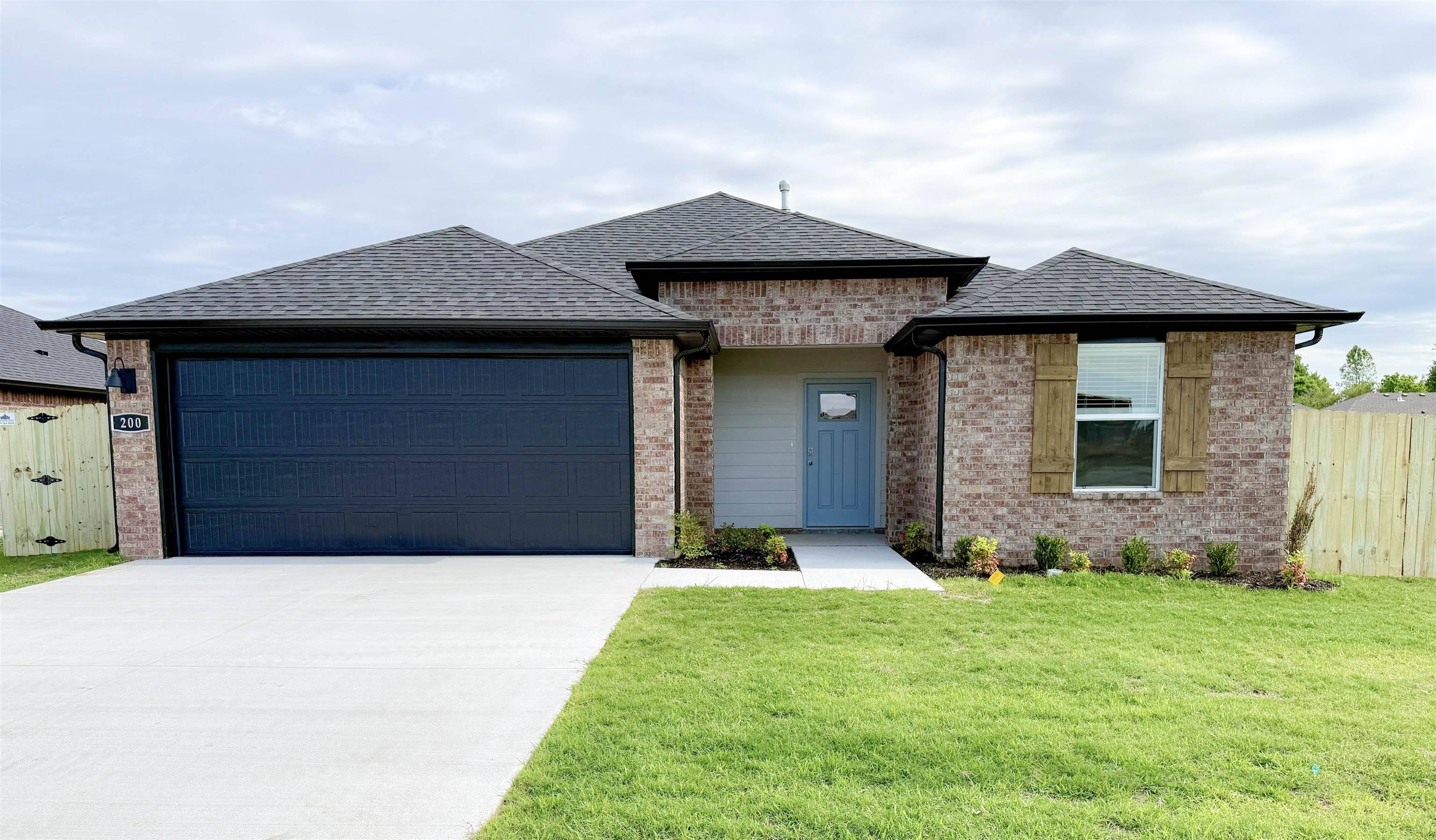77 Kelton Lane, Hensley, AR 72065