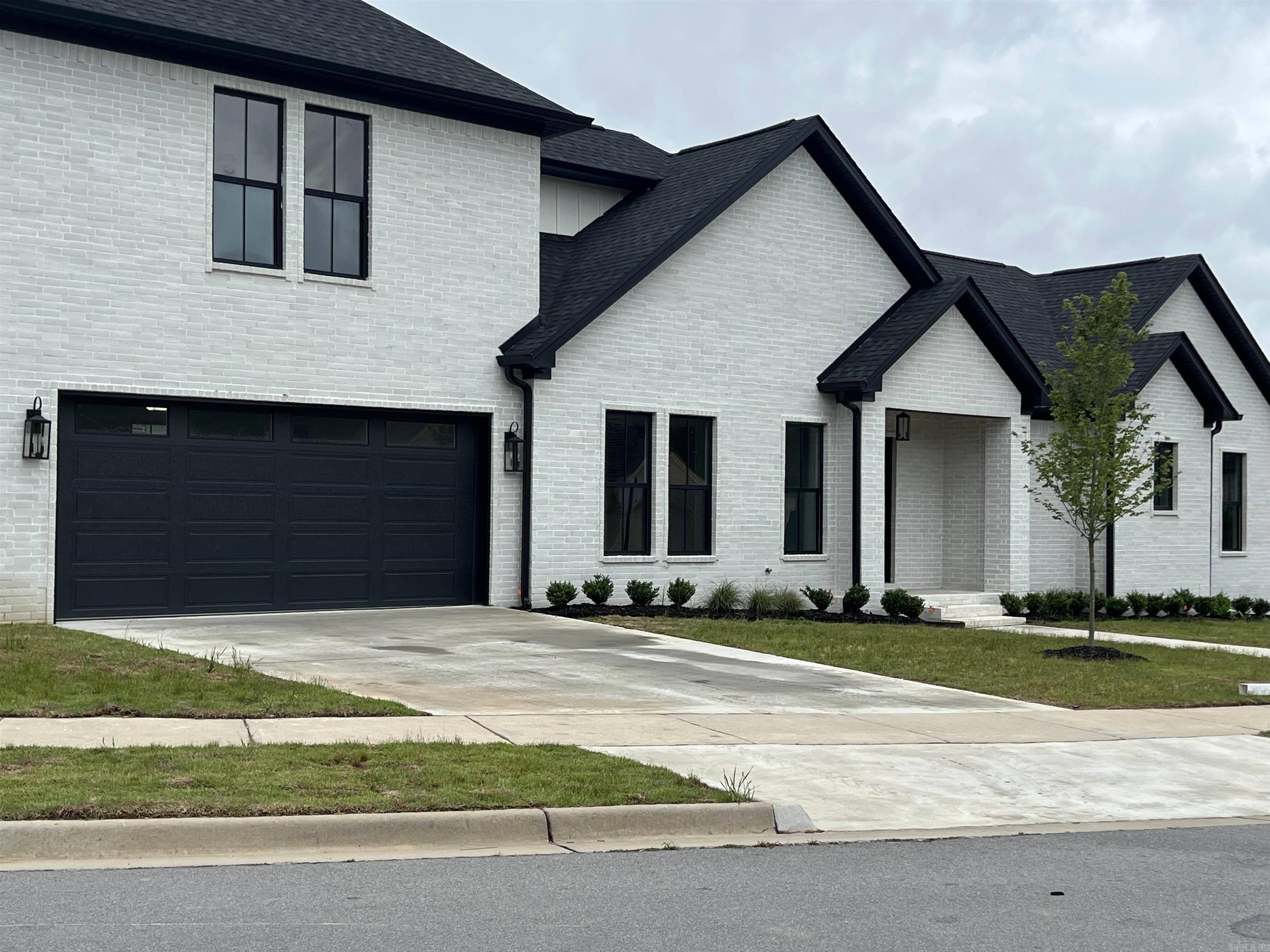 Little Rock, AR 72223-9075,2 Fletcher Ridge Circle