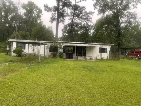 White Hall, AR 71602,208 Clark Rd