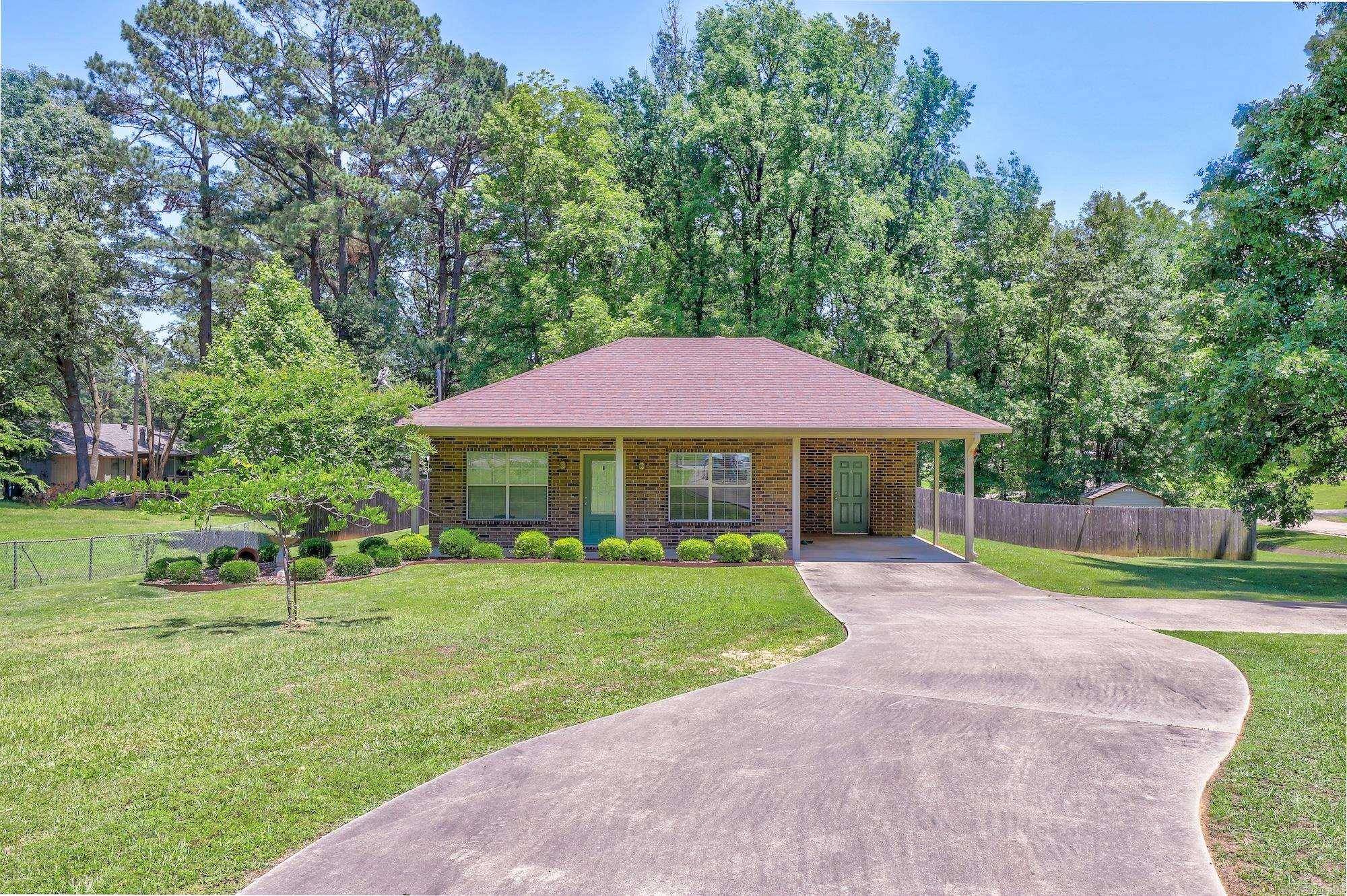 6102 Airline Drive, Texarkana, TX 75503