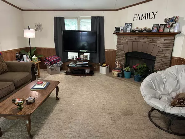 Ash Flat, AR 72513,45 Sharp Street