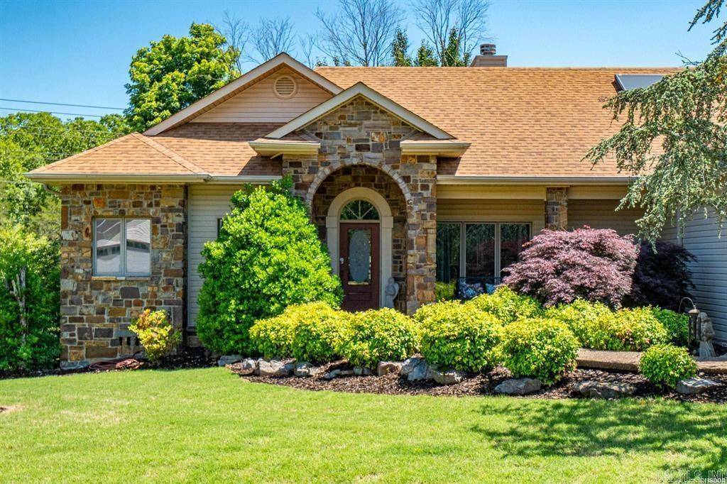 3 Pacifica Way, Hot Springs Village, AR 71909