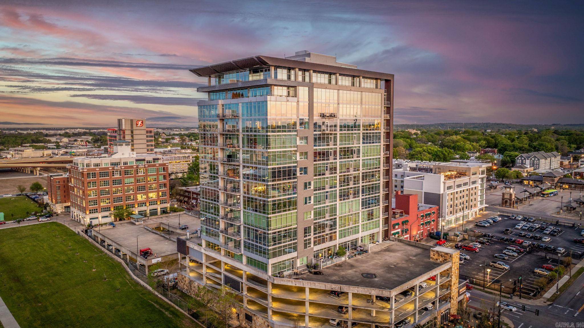 Little Rock, AR 72201,300 E Third #1302