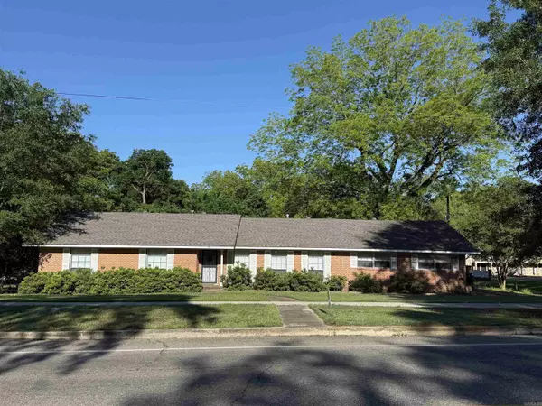 Nashville, AR 71852,102 S 4th Street