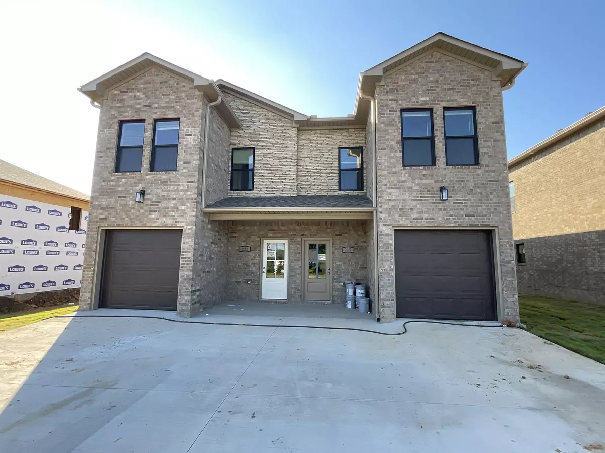 Jacksonville, AR 72076,219 & 221 N Elm Street