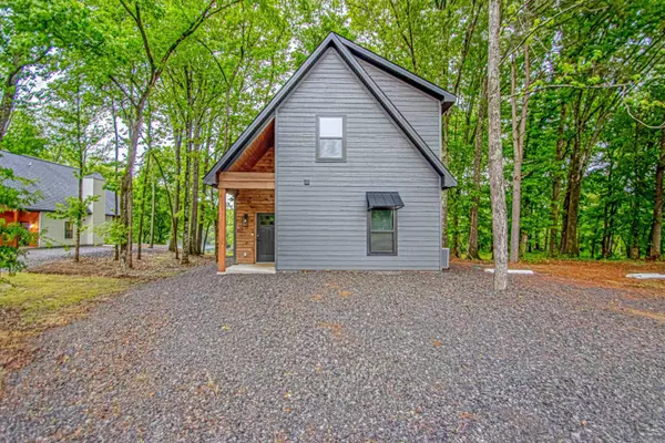 Pangburn, AR 72121,197 Sunshine Lane