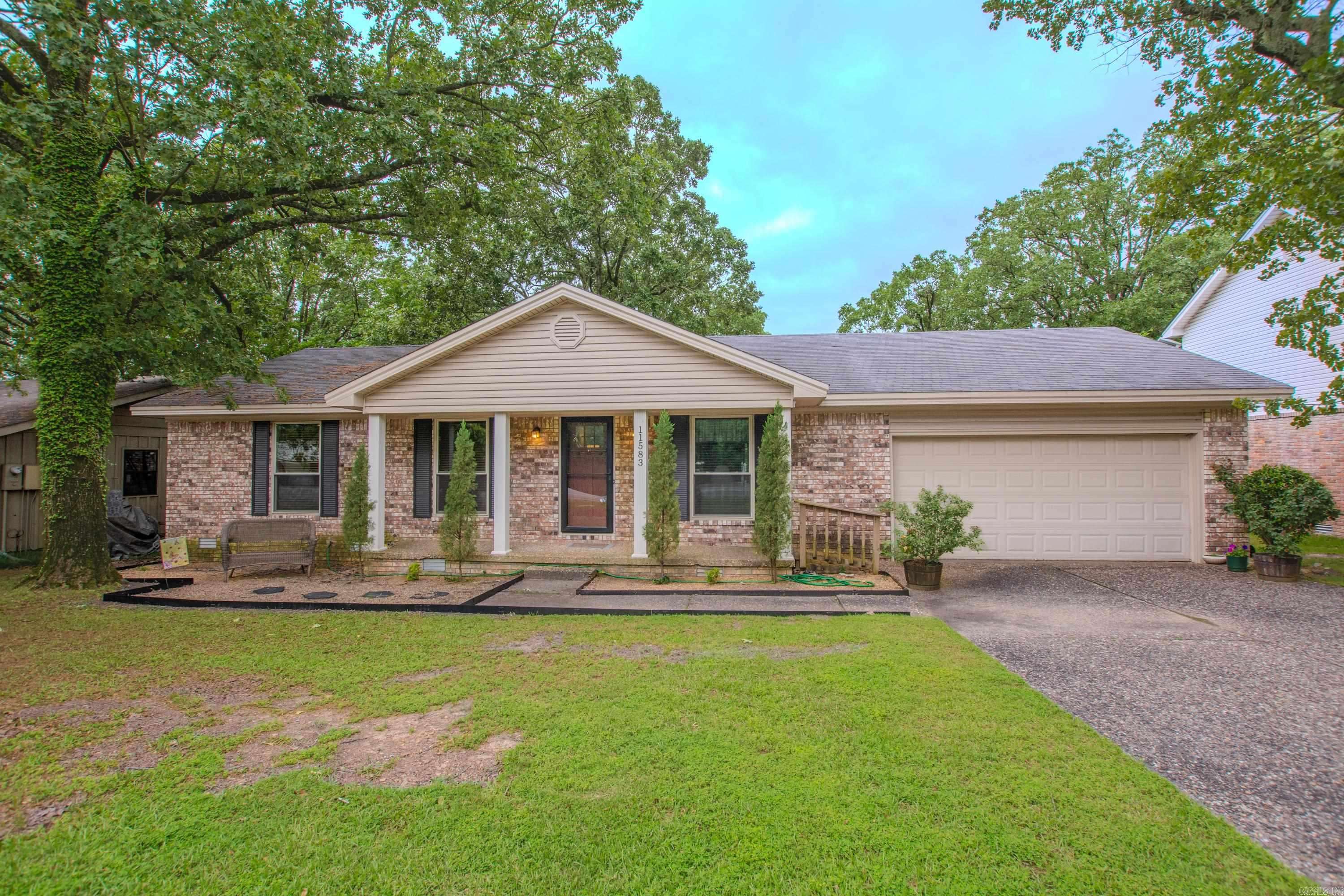 11583 Southridge Drive, Little Rock, AR 72212-1731