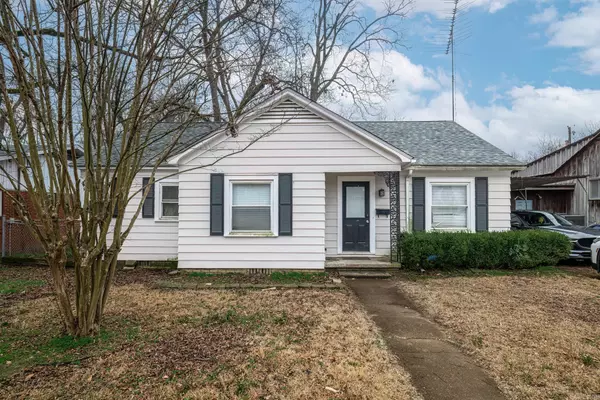 Arkadelphia, AR 71923,1413 Evans Street