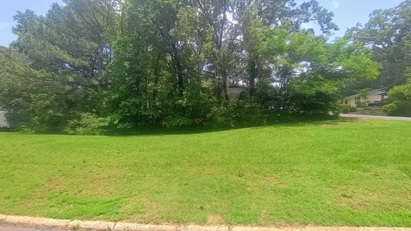 Hot Springs, AR 71913,00 Poinsettia