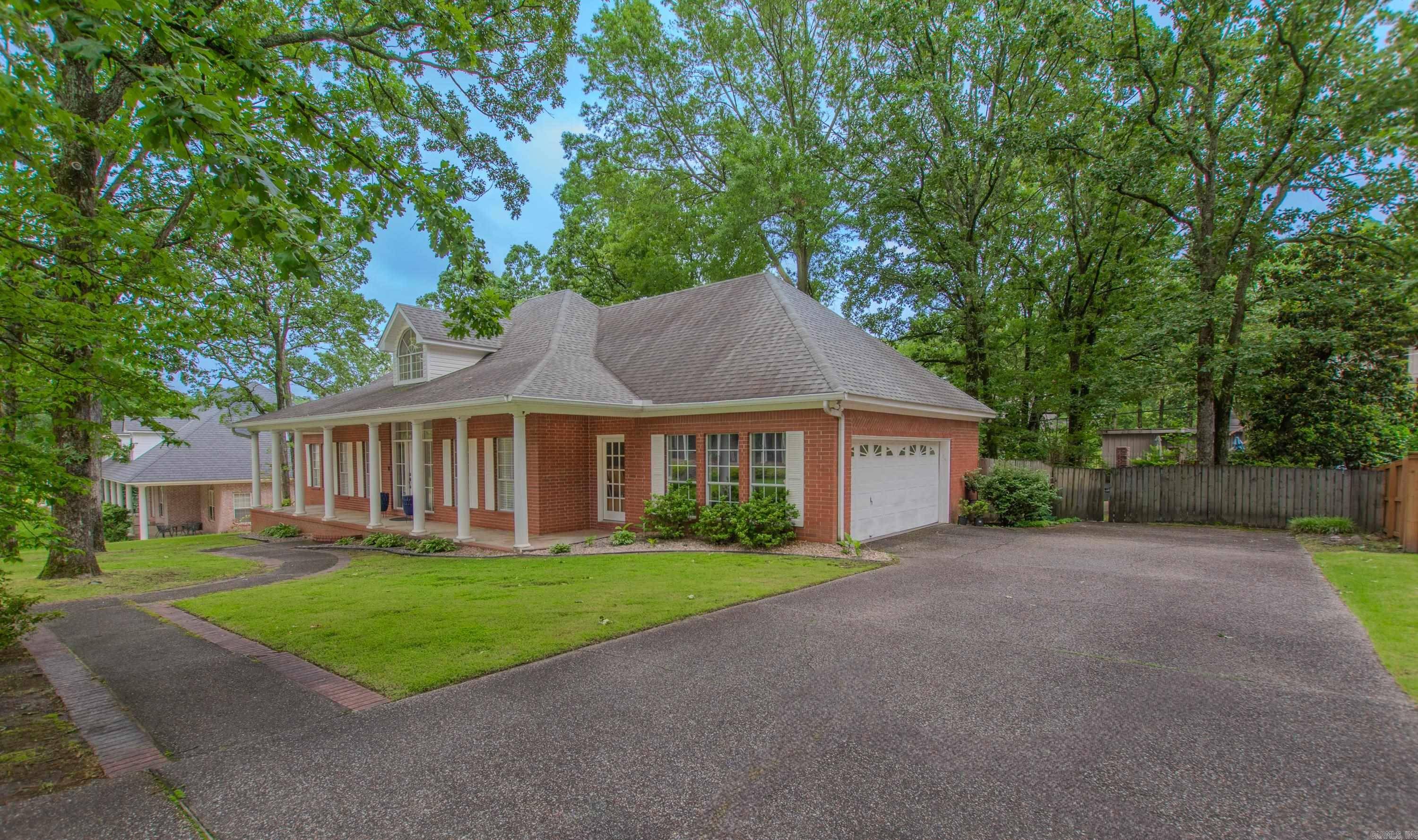 North Little Rock, AR 72116,10 Silverwood Court