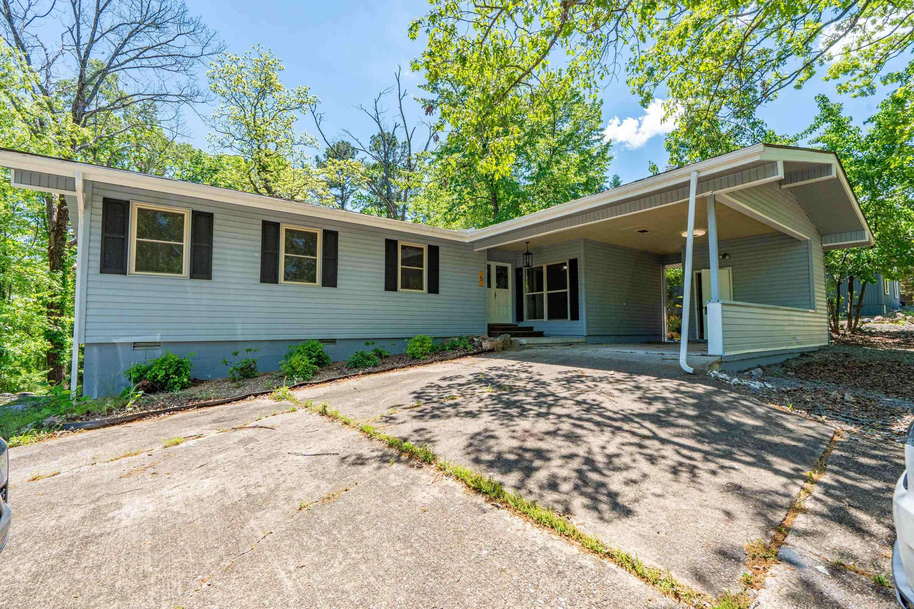 5 Vitoria Lane, Hot Springs Village, AR 71909