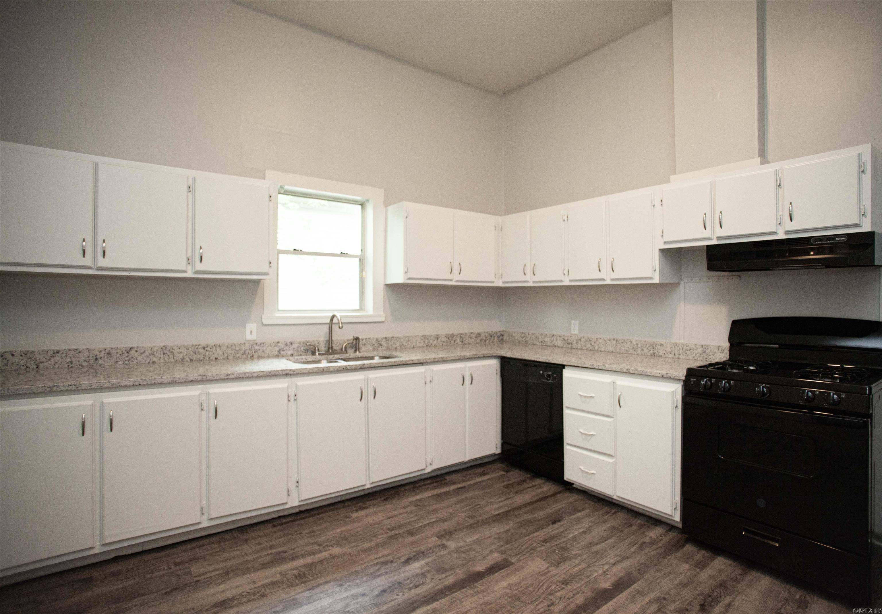 Little Rock, AR 72205,3212 Lamar Street