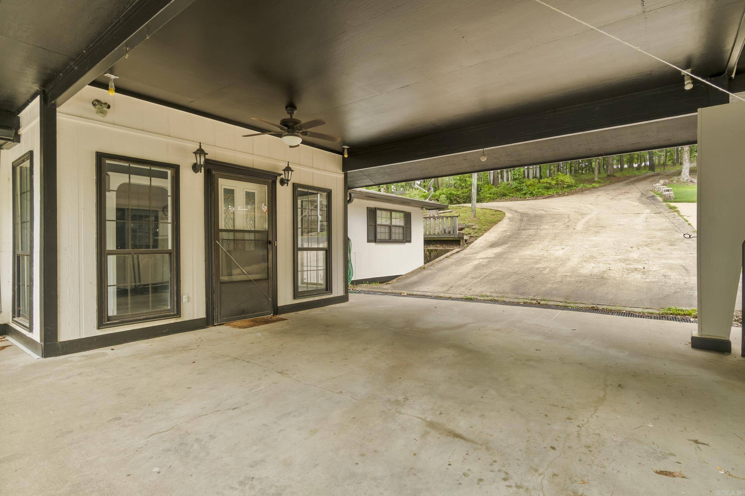 Higden, AR 72067,445 Tortoise Bay