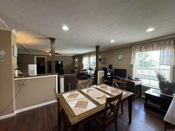 Gassville, AR 72635,684 Cotter Road