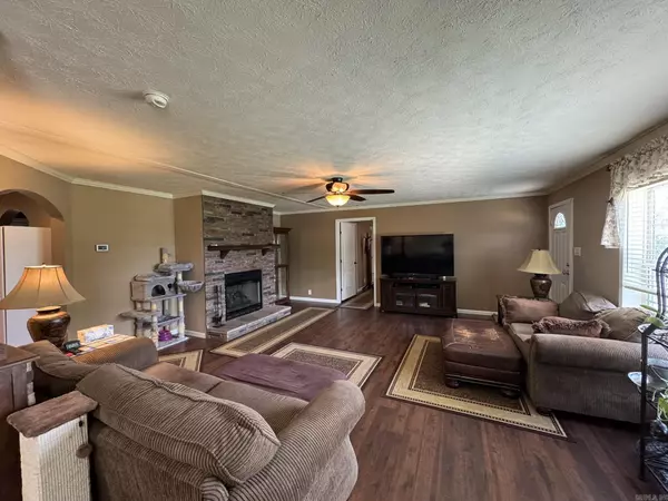 Gassville, AR 72635,684 Cotter Road
