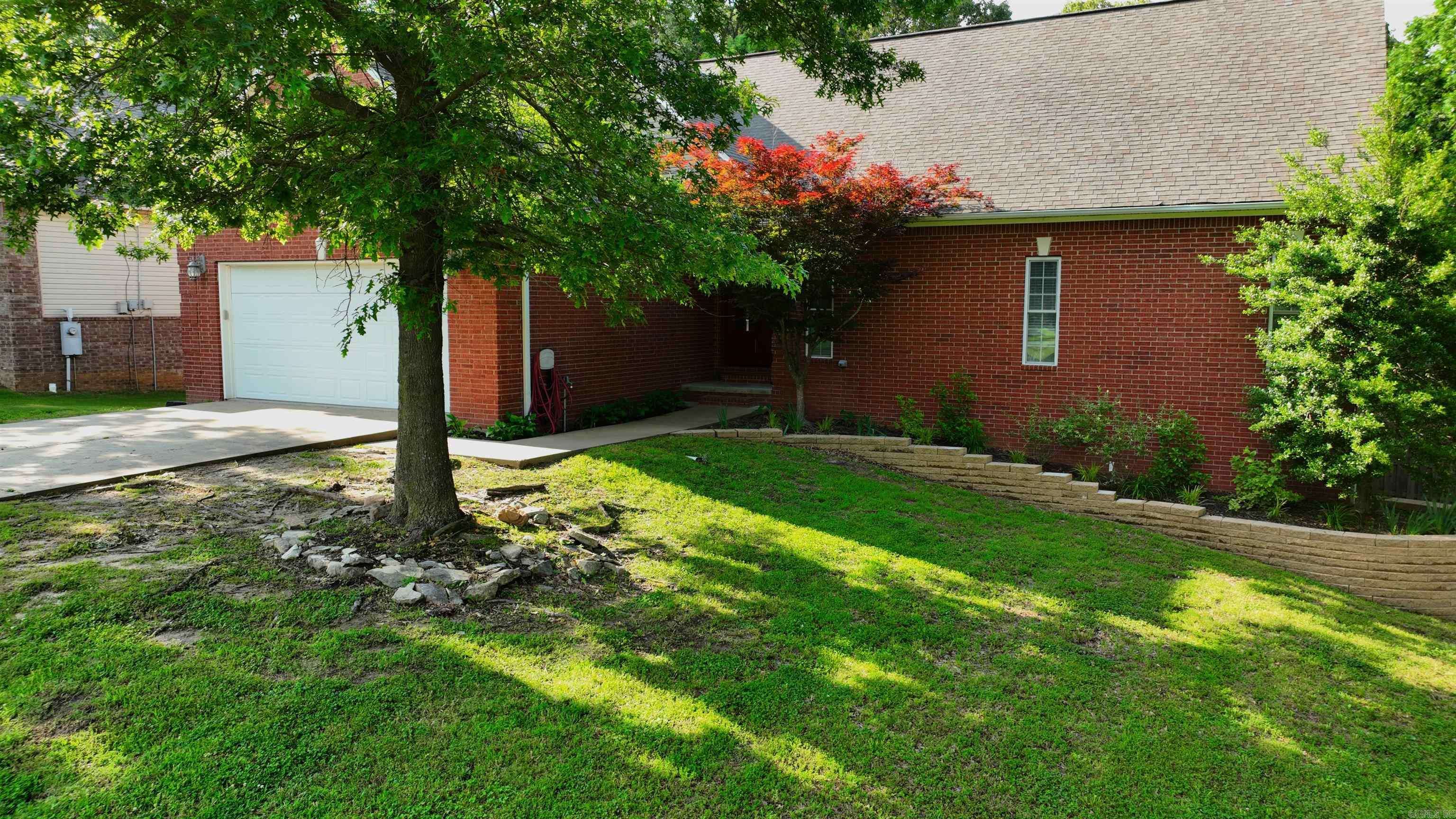 Jonesboro, AR 72404,2000 Boundary Oaks Drive