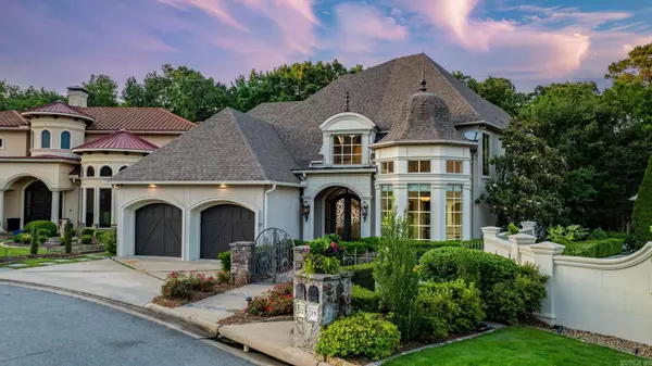 21 La Scala Court, Little Rock, AR 72212