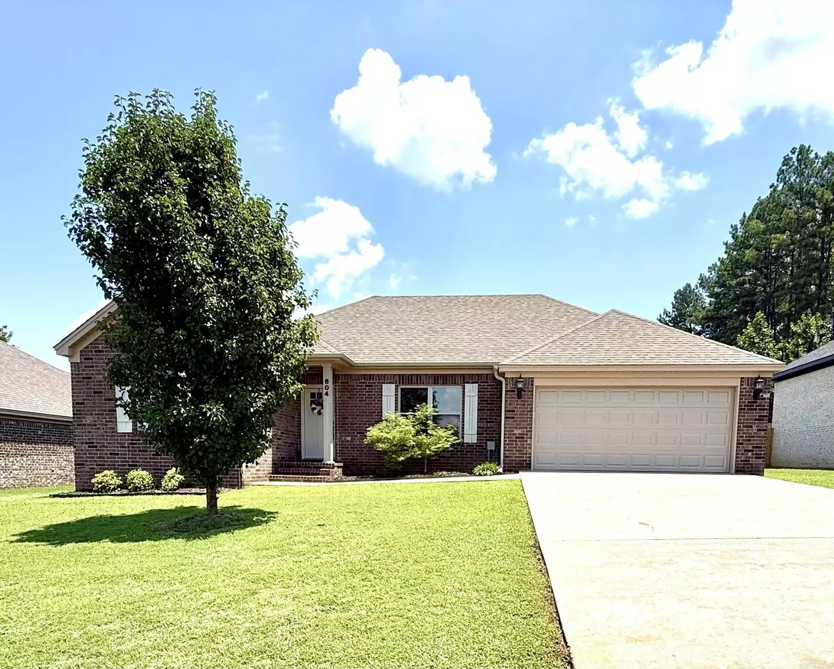 Searcy, AR 72143,604 Samuel Loyce Drive