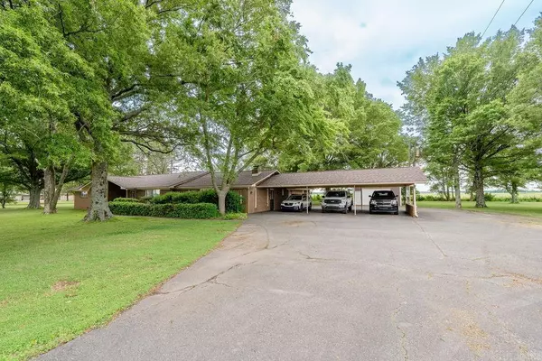 Augusta, AR 72006,4987 E Hwy 64 Highway