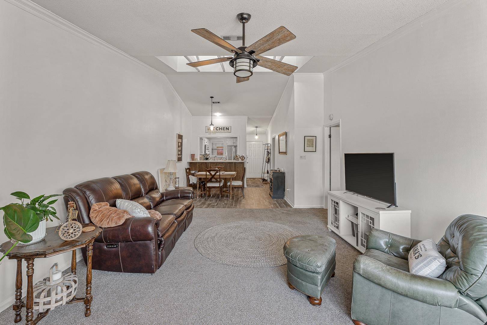 Jonesboro, AR 72401,1300 S Church S15