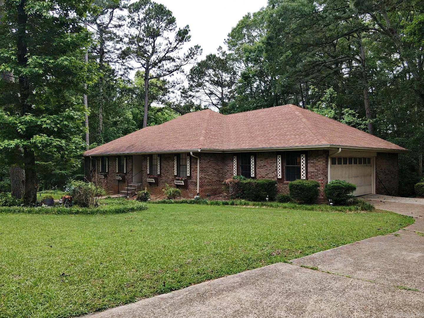 Arkadelphia, AR 71923-0000