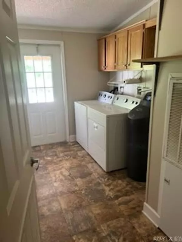 Ash Flat, AR 72513,81 Wildwood Dr