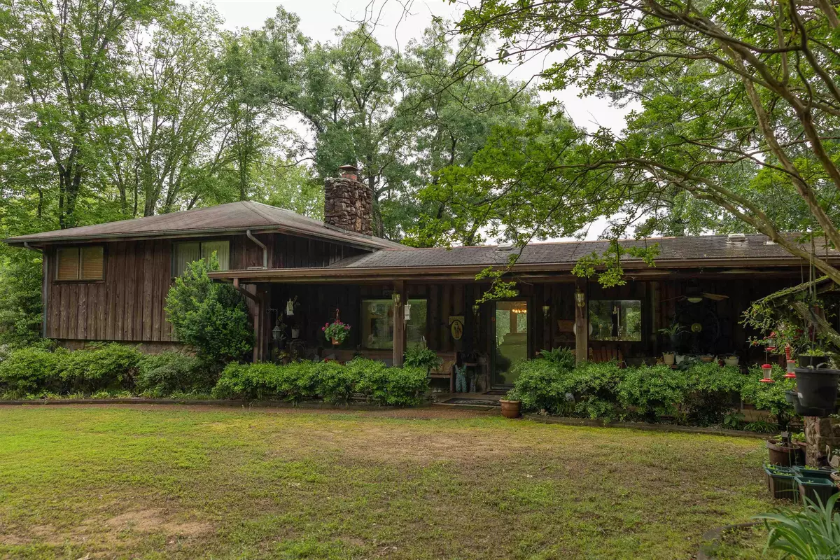 Heber Springs, AR 72543,100 Rainbow Loop
