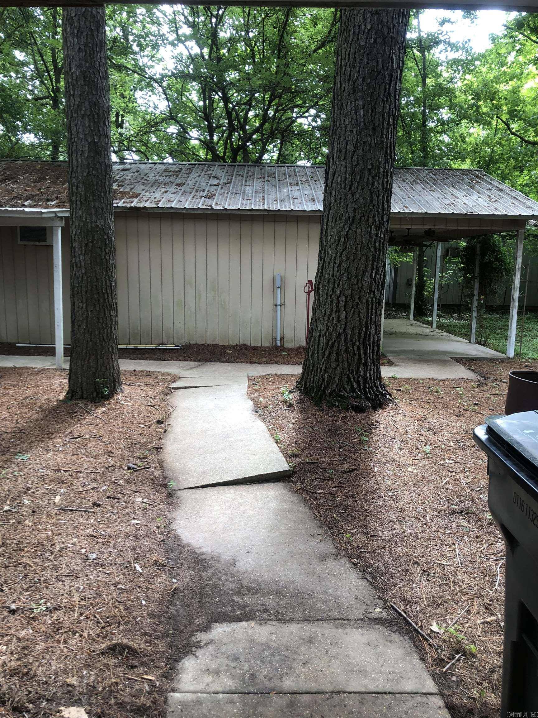 Paragould, AR 72450-5728,310 W Ruby Street