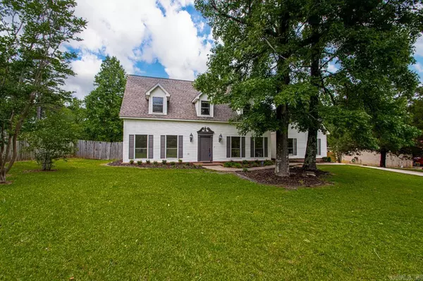 1208 Hilltop Road, Alexander, AR 72022