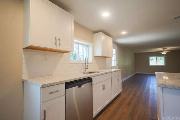 Williford, AR 72482,1553 Hwy 63