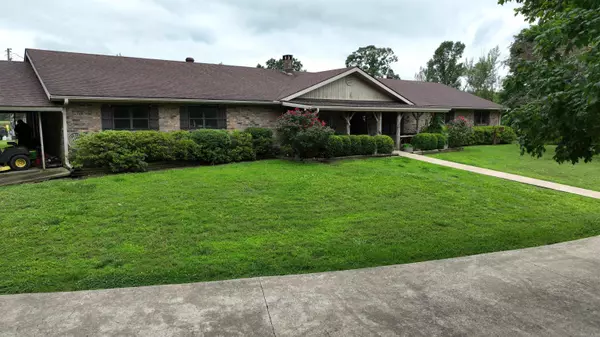 Mena, AR 71953,113 Myers Lane