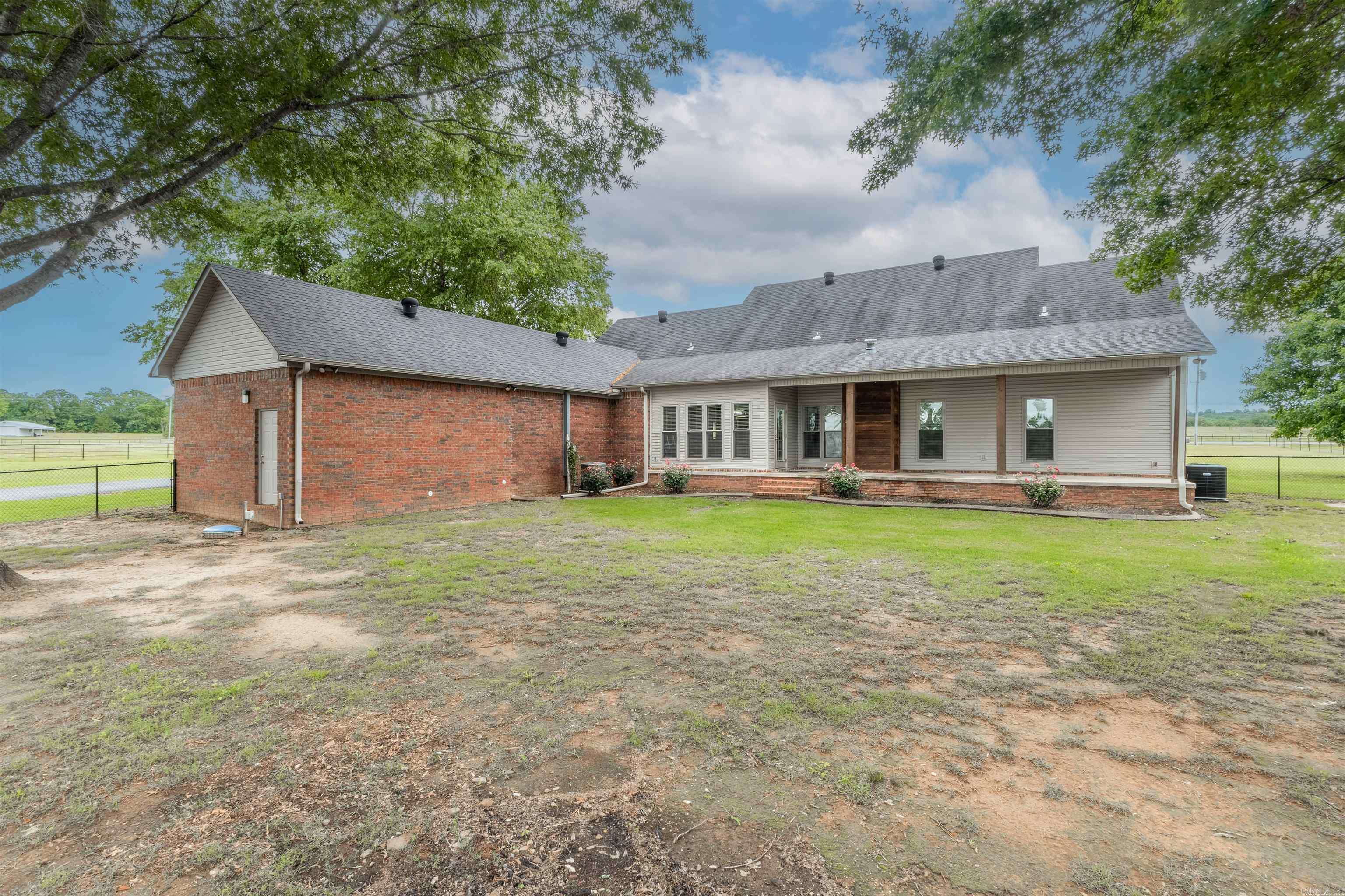 Greenbrier, AR 72058,363 Highway 225 E
