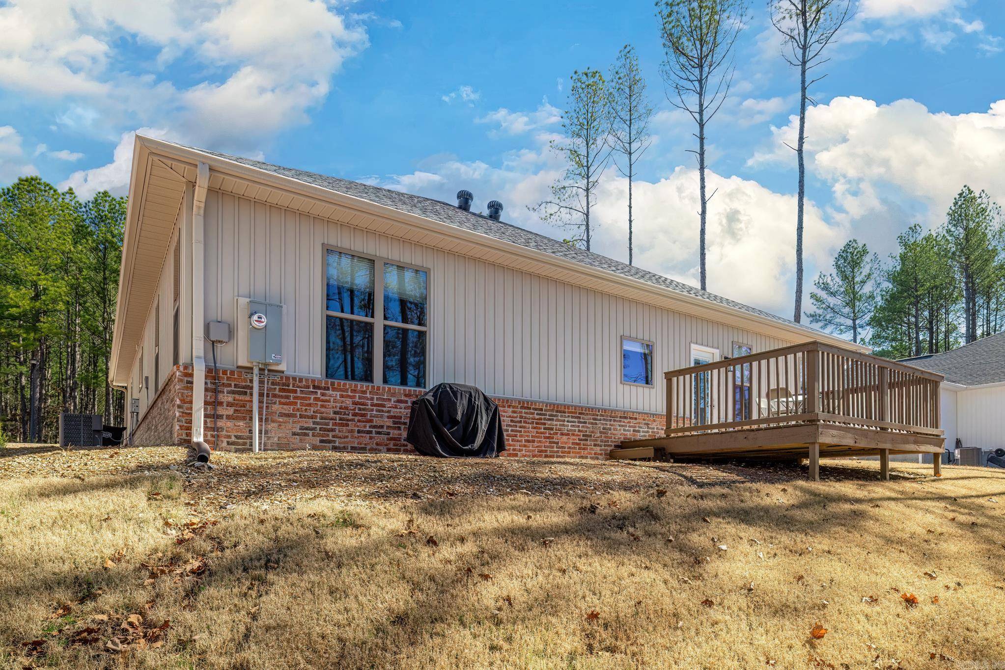 Hot Springs Village, AR 71909,333 Maderas Drive