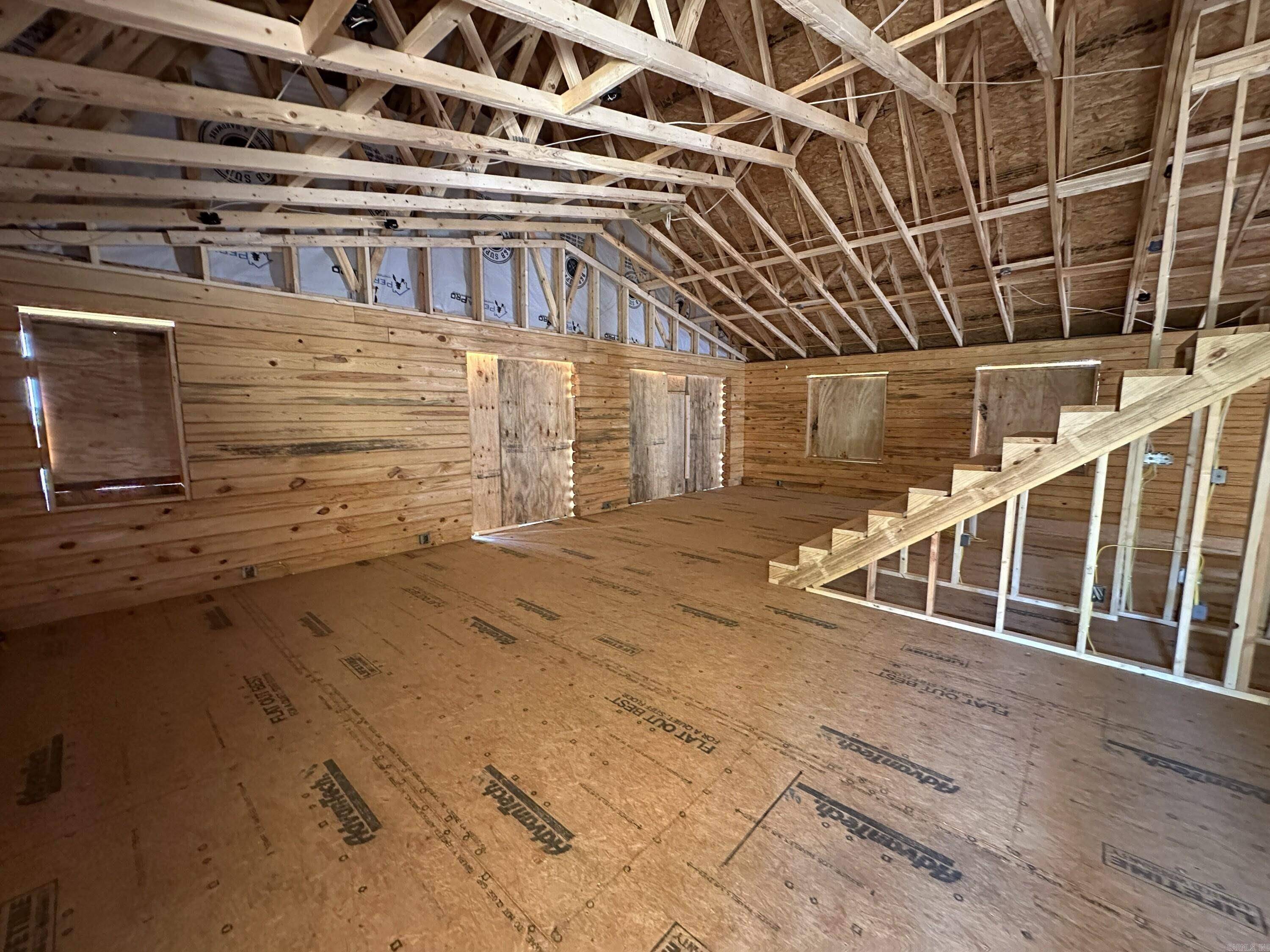 Hardy, AR 72542,447 Griffin Rd