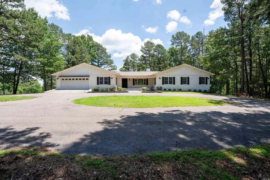 400 E Plantation Drive, Heber Springs, AR 72543