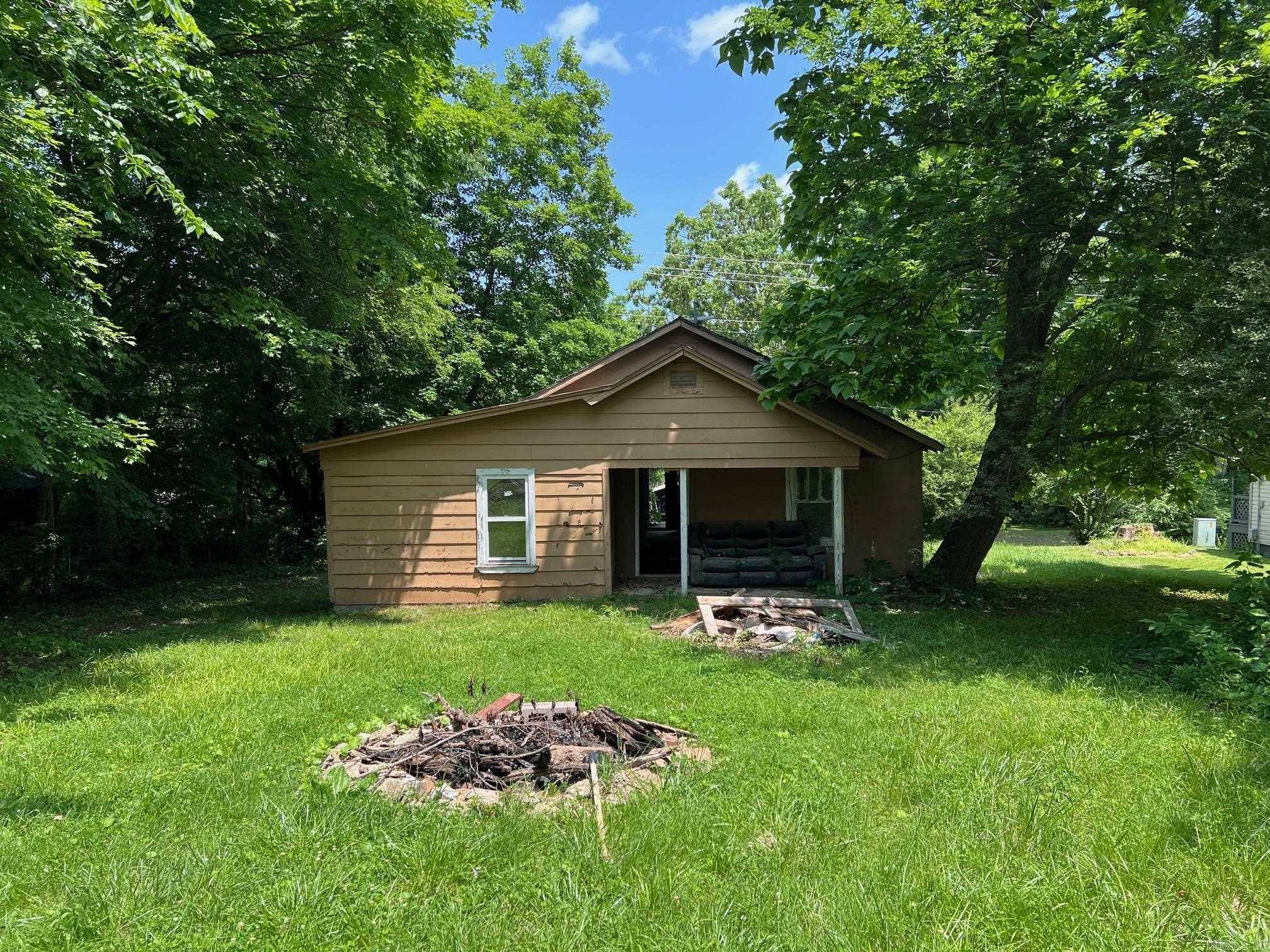 602 E Main, Flippin, AR 72634